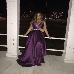 Meet your Posher, Ellie